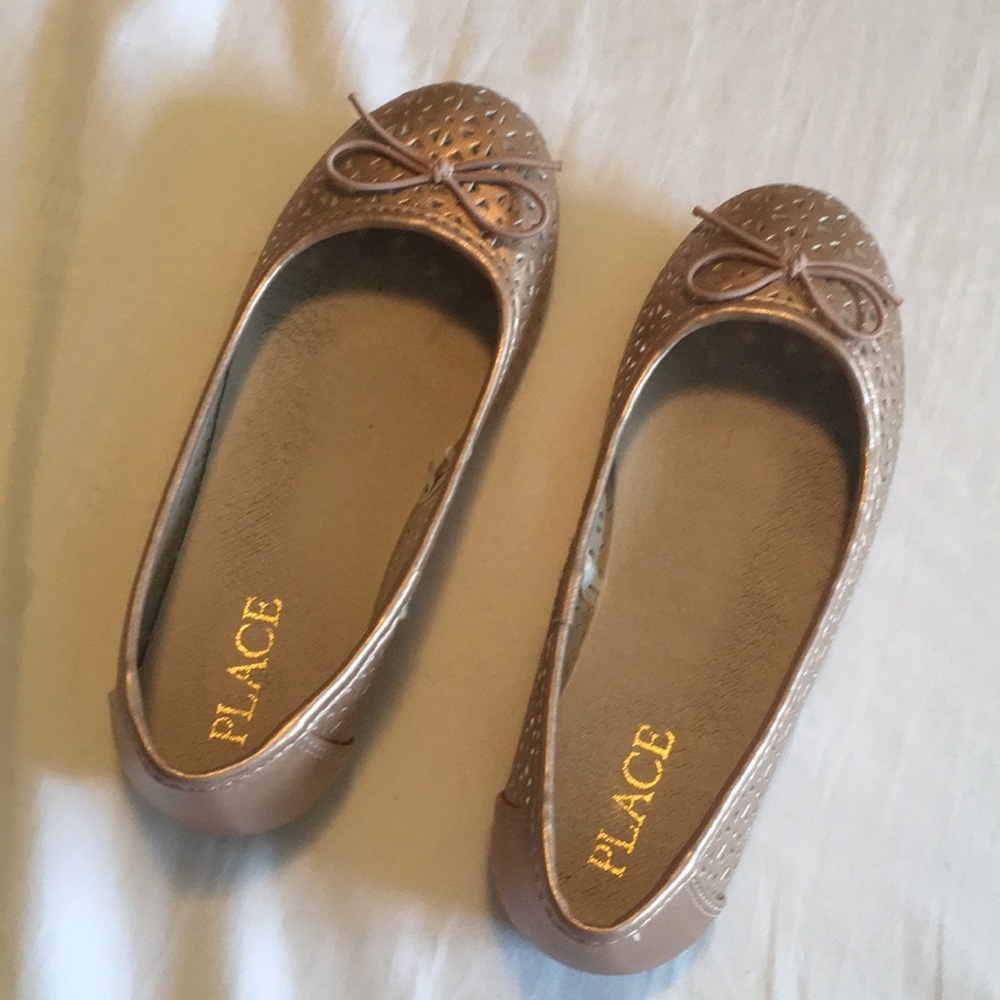 Rose gold flats. Size 12. Girls.